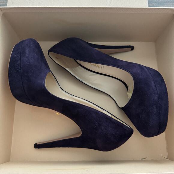 EUC Prada Milano Suede Platform Pumps in Violet Purple - Picture 6 of 14